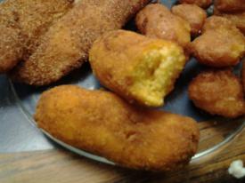 Round cornbread hush puppies. Round cornbread hush puppies. - Momma Dean`s Soul Food Kitchen - South 71B, Fayetteville, Arkansas