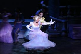 Click to enlarge image  - Disney Dreams show - 