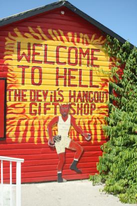  - Grand Cayman and Georgetown - Bus tour of the island with a stop in Hell