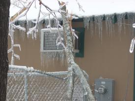 2009 Ice Storm hits North West Arkansas with a VENGENCE