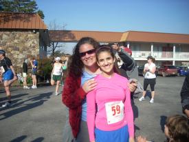 Click to enlarge image Tish and Jazmin Urioste before the race - Eureka Victorian Classic 10k Run -